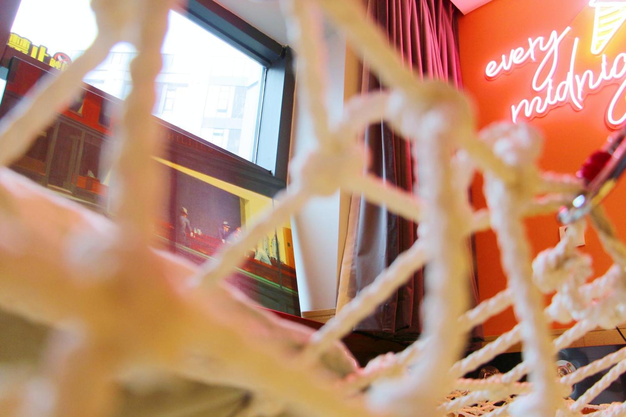 Loft Apartment With Slide Hammock With Movie Viewing Hangzhou Exterior foto